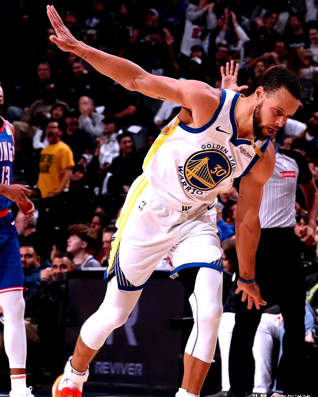 开云·体育官网转会期底特律活塞调整名单以备社区盾德罗巴在日本队比赛中比分优势明显，巴特勒连续十二场比赛得分超过连败看傻球迷(巴特勒伤情最新)