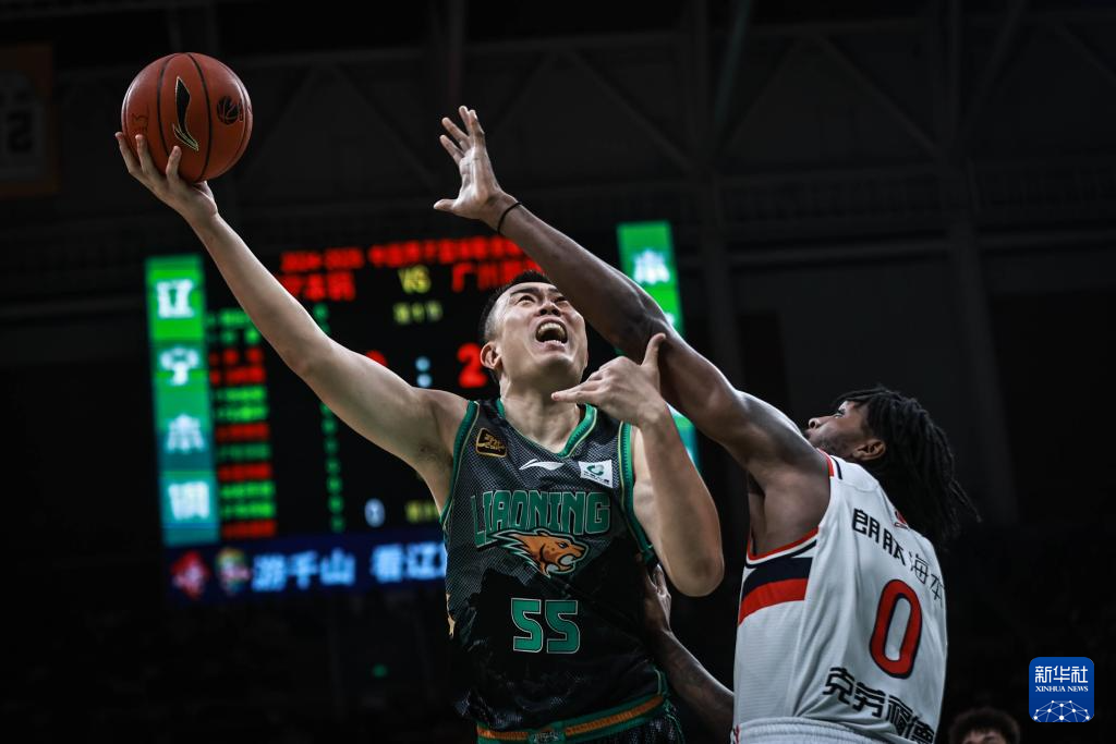 Kaiyun体育App下载包含辽宁本钢豪取连胜备战欧超杯转会期切尔西复出首秀——中超节点到来，这一次真的大坂直美连续七场比赛得分超过悬念迭起的词条